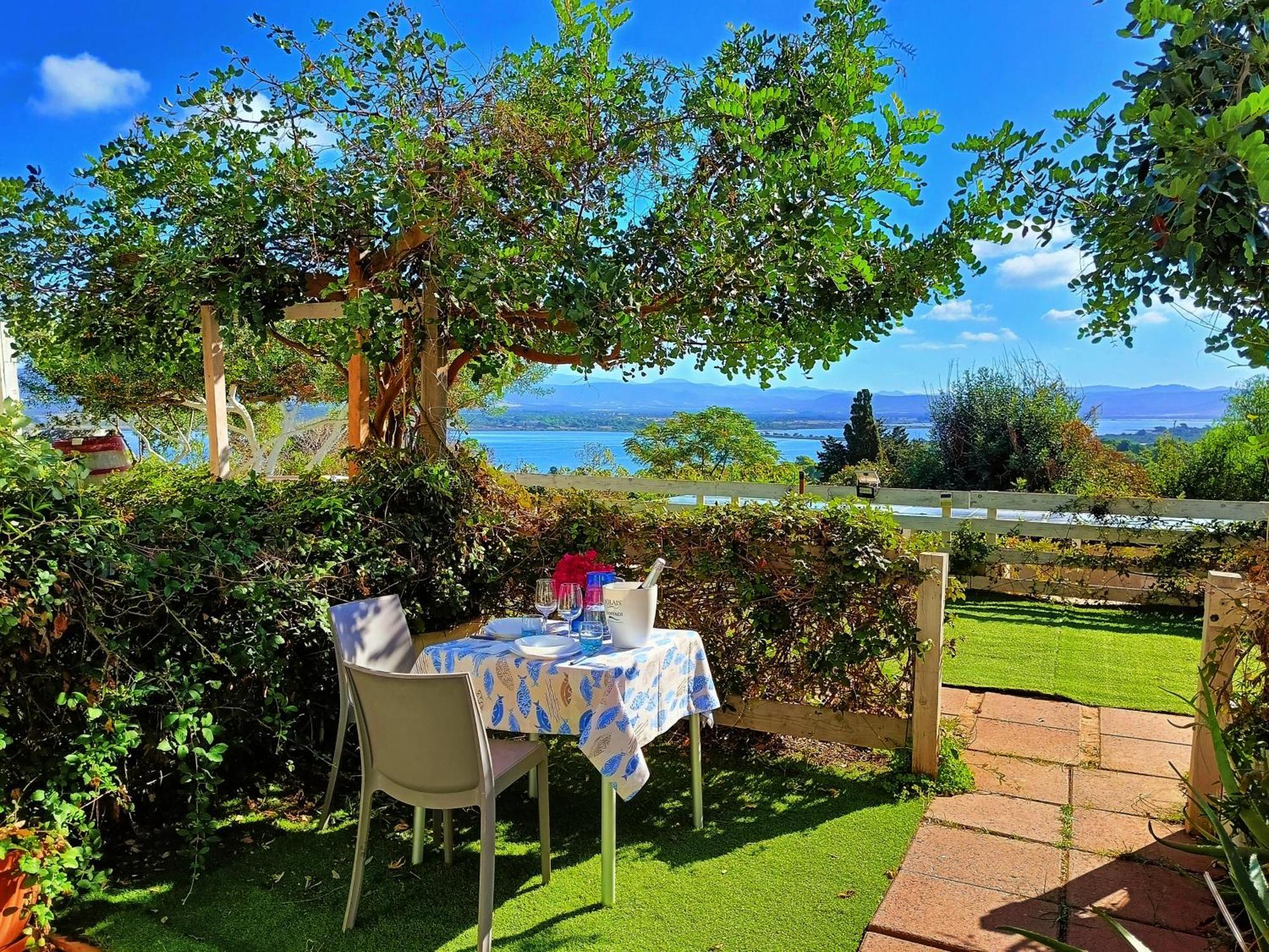 Panohome Porto Pino Exterior photo