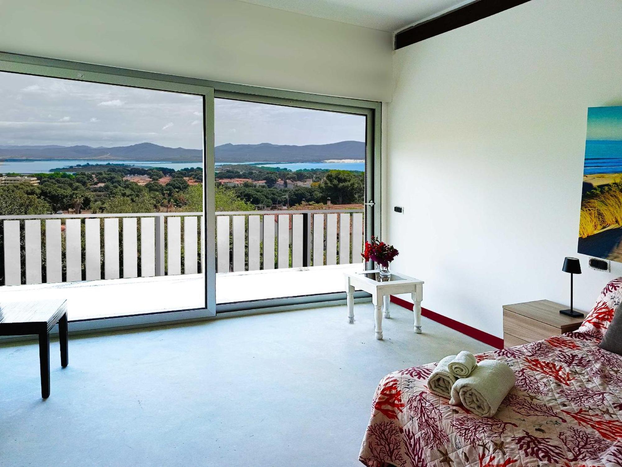 Panohome Porto Pino Exterior photo